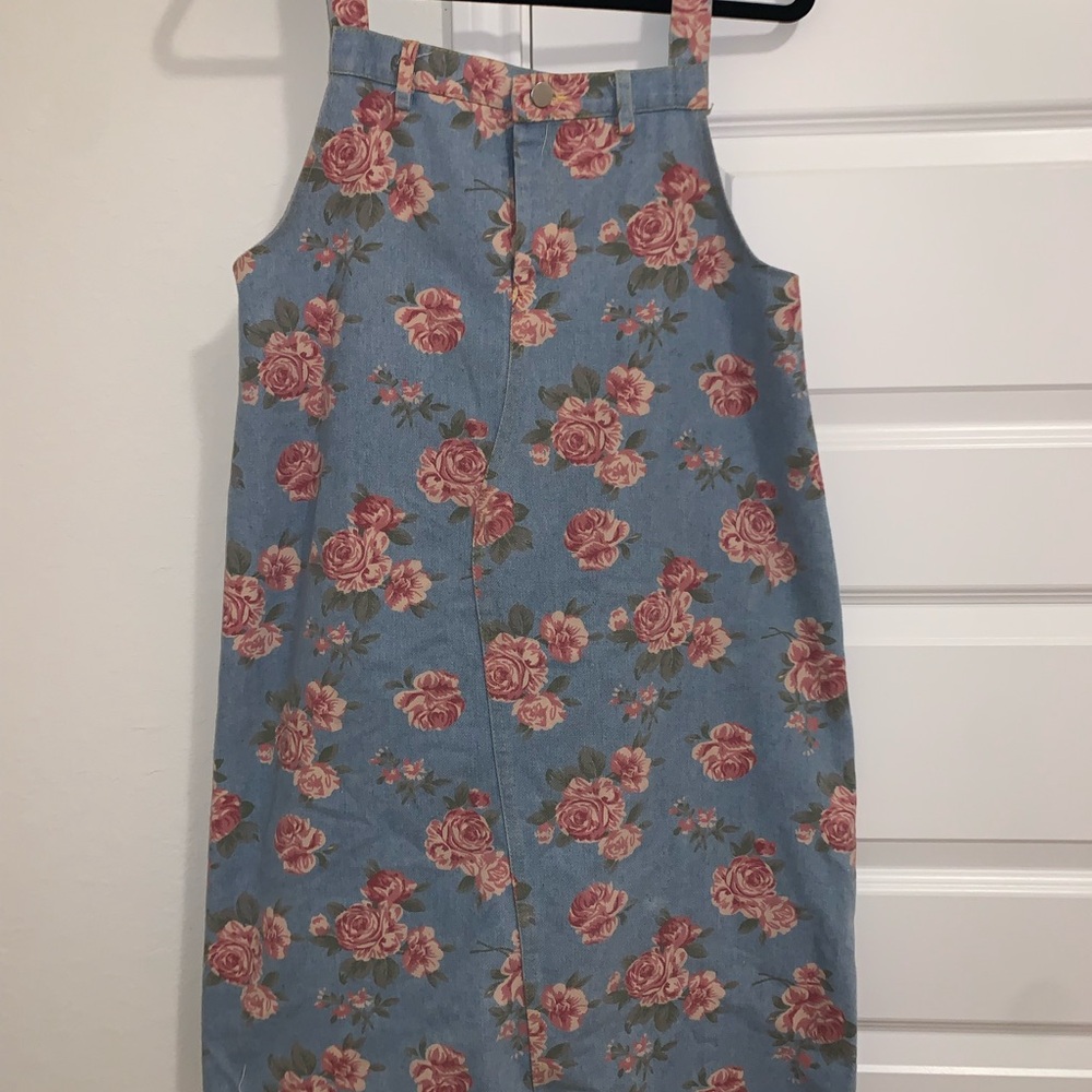 Dress with Pink Rose Print